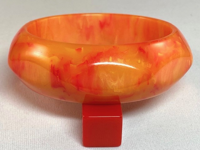 BB195 tequila sunrise bakelite octagon bangle